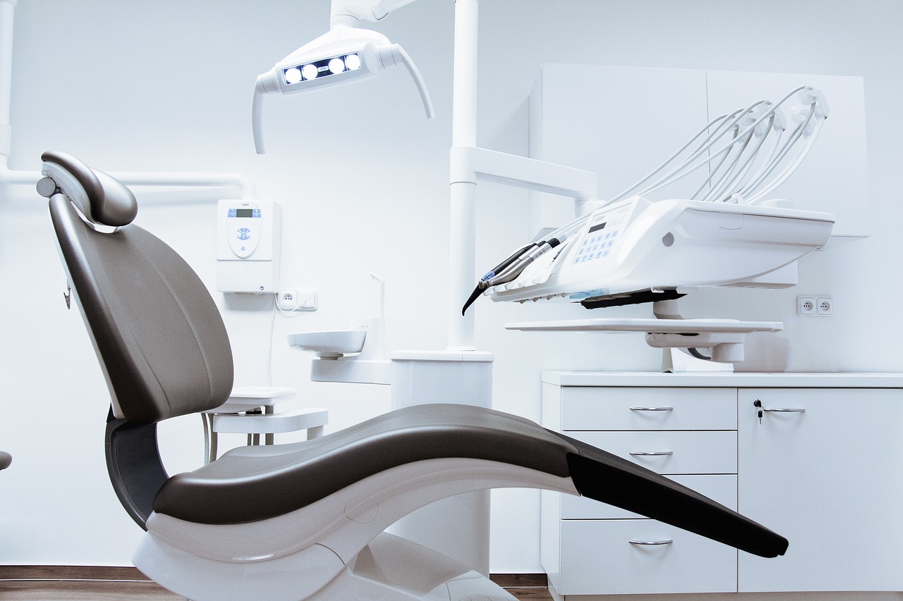 Pełen zakres usług dentystycznych pod jednym adresem – Gabinety Stomatologiczne La Dentica zapraszają mieszkańców Zachodniopomorskiego.
